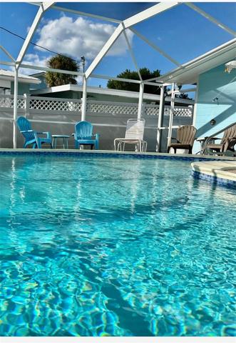 Sparkling BLUE water!