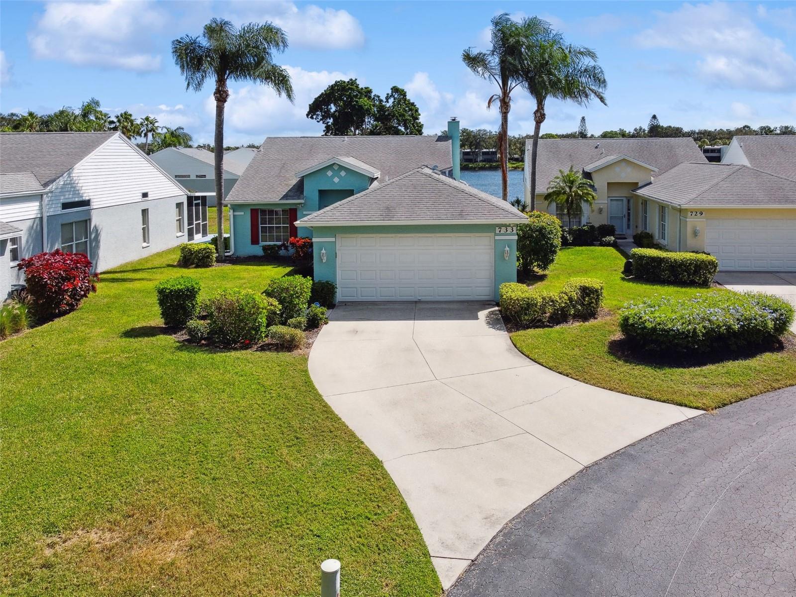 733 Spring Lakes Blvd