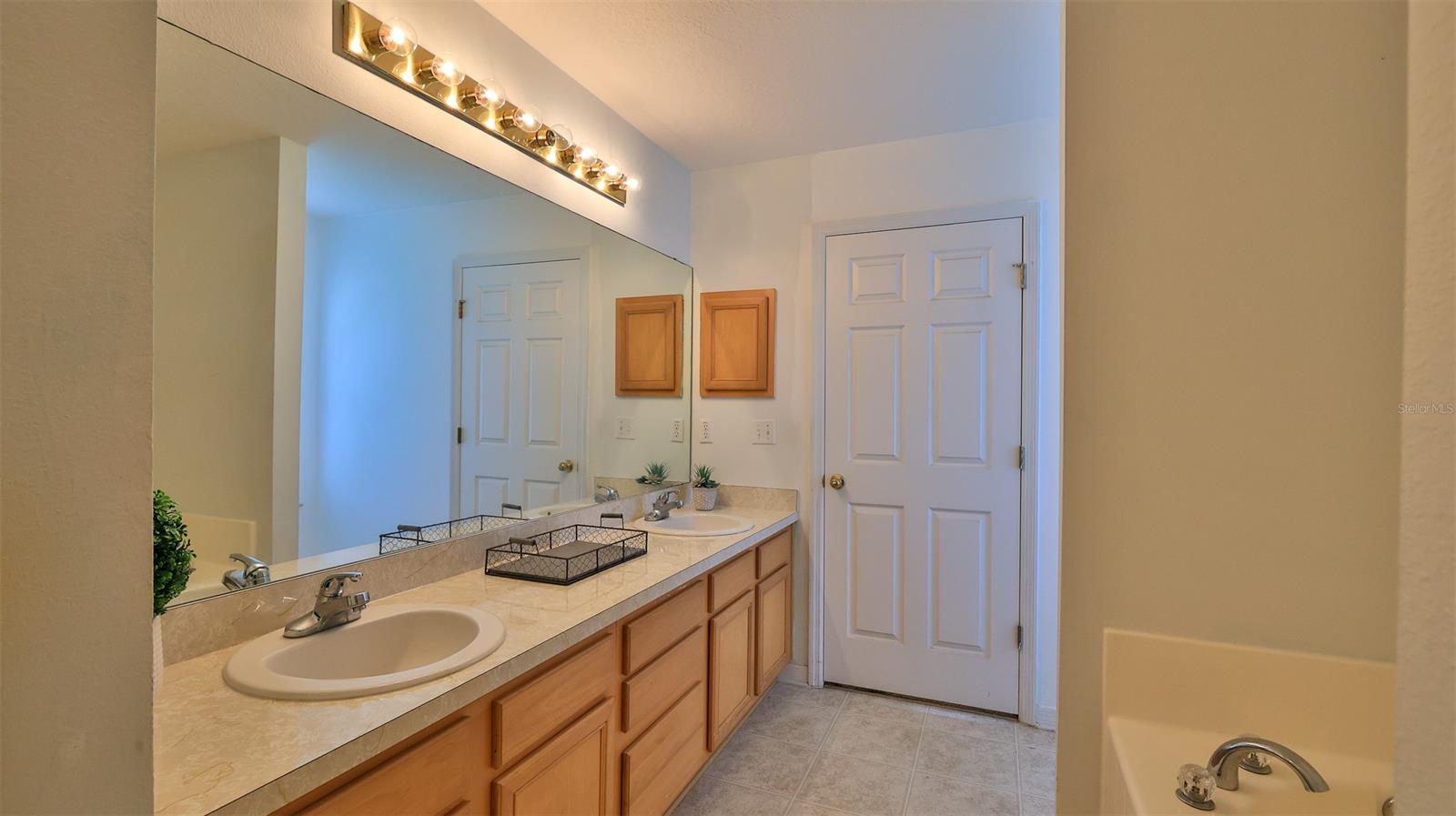 His &amp; Hers Walk In Closets!