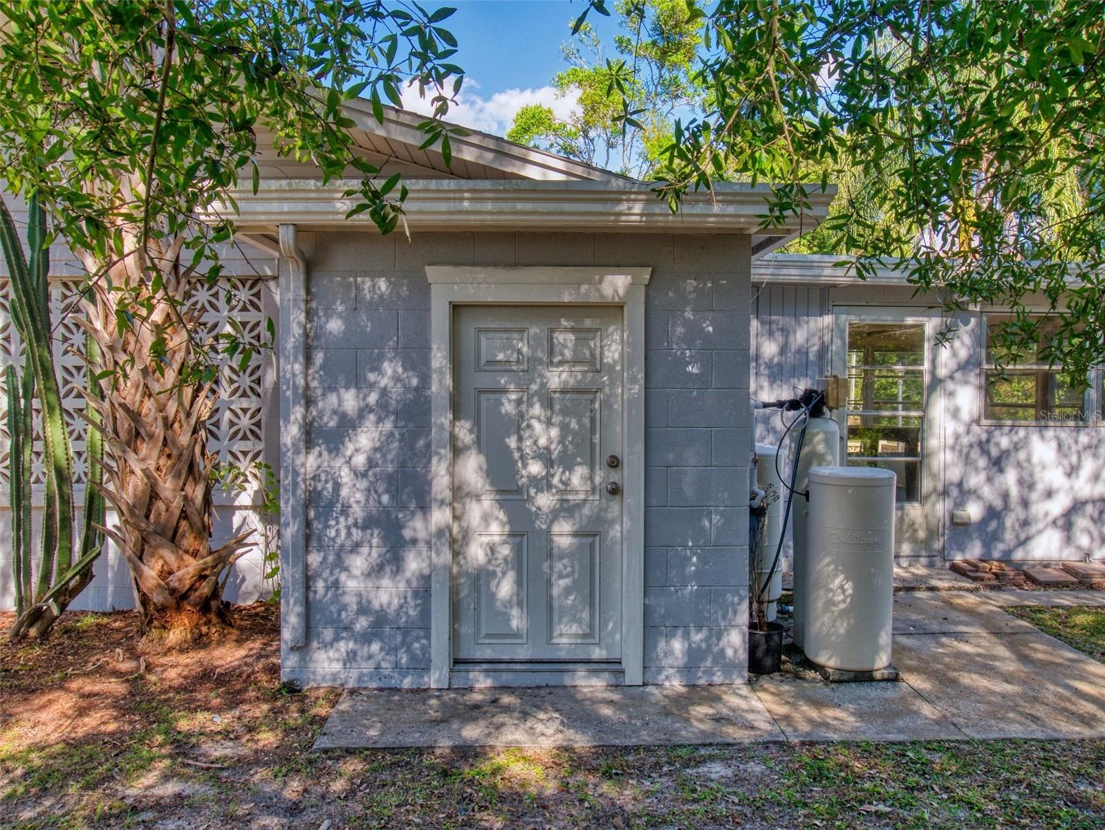 Outdoor Storage Room