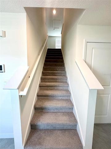 Let's go upstairs! Loft, all Bedrooms and Laundry
