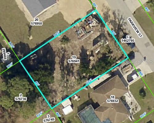 BEAUTIFUL LOT IN SPRING HILL
