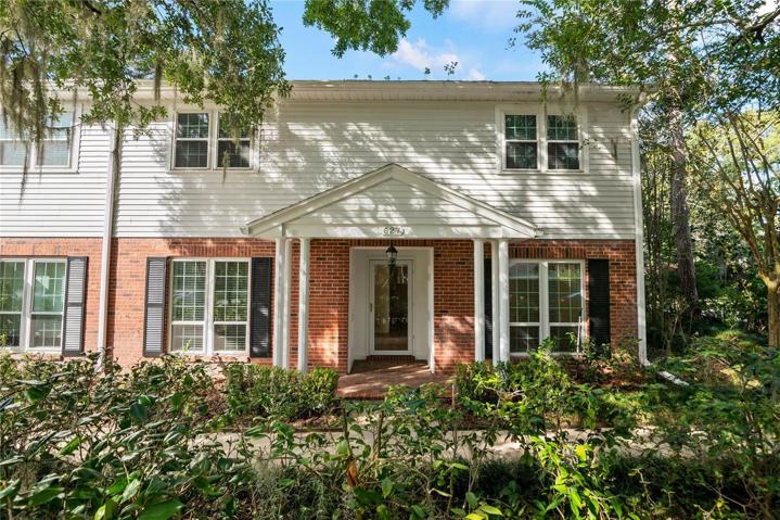 WELCOME TO 627 LAKEVIEW STREET!