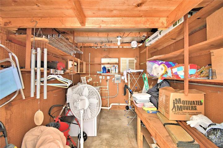 Utility /laundry area