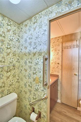 Owner's Bathroom