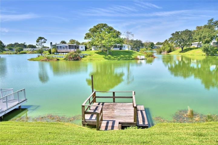 Lake view / dock