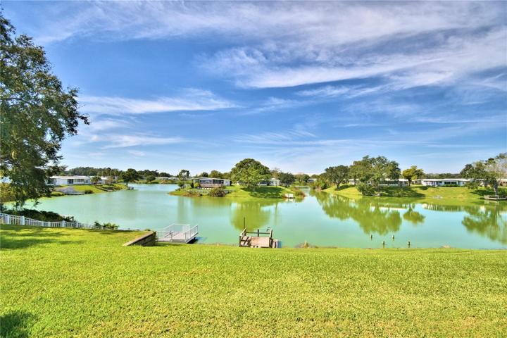 Lake view  / dock