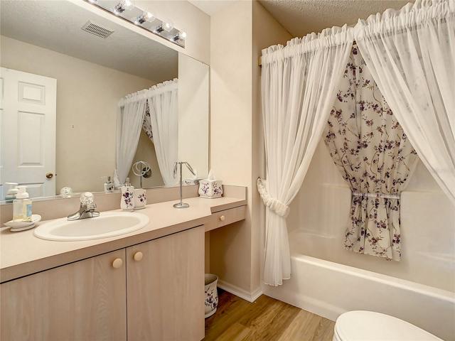 2ND BATHROOM