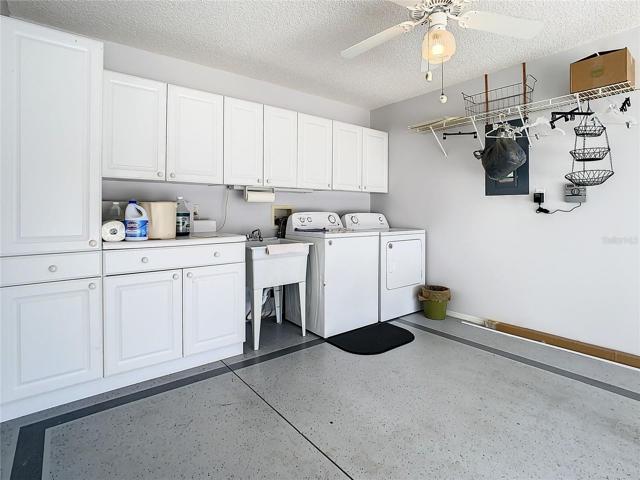 GARAGE LAUNDRY AREA