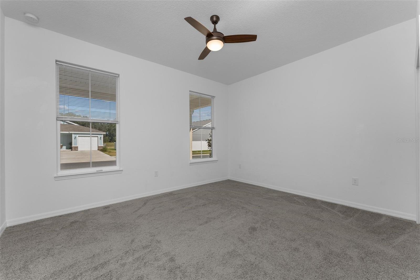 BR 3 w/ ensuite bathroom