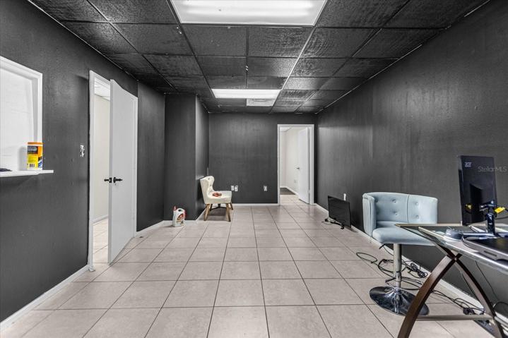 Office 1