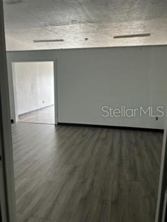Middle Room-View to front