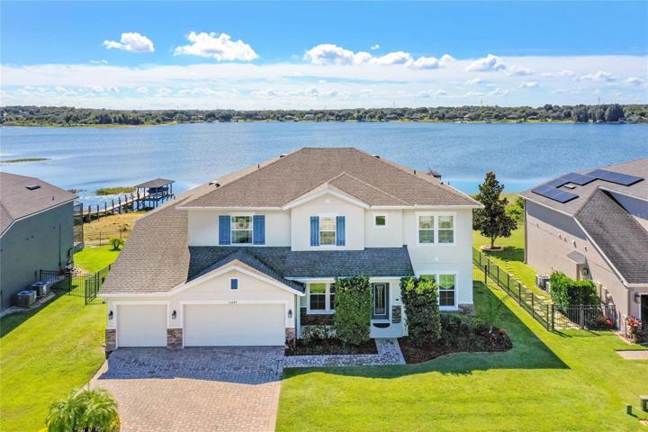 John's Lake 5 bed 5 bath 3 garage + POOL + SPA
