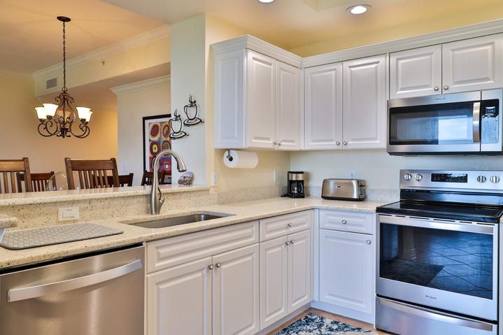Kitchen/Breakfast Bar