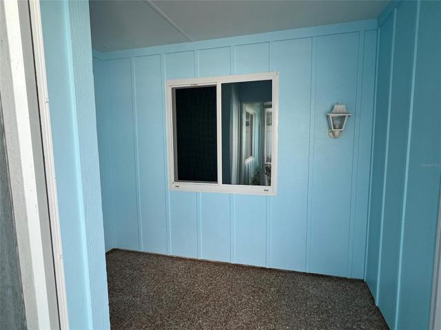 breezeway to garage