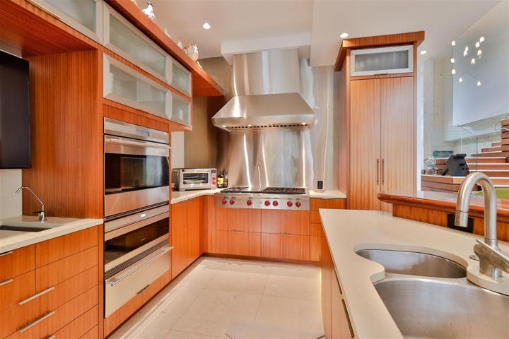 Custom Kitchen