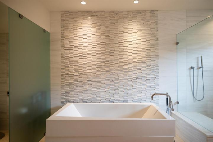 VIP En Suite Bath