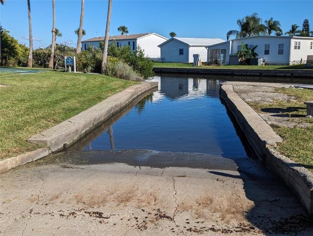 Community boat launch
