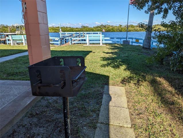 Community grill