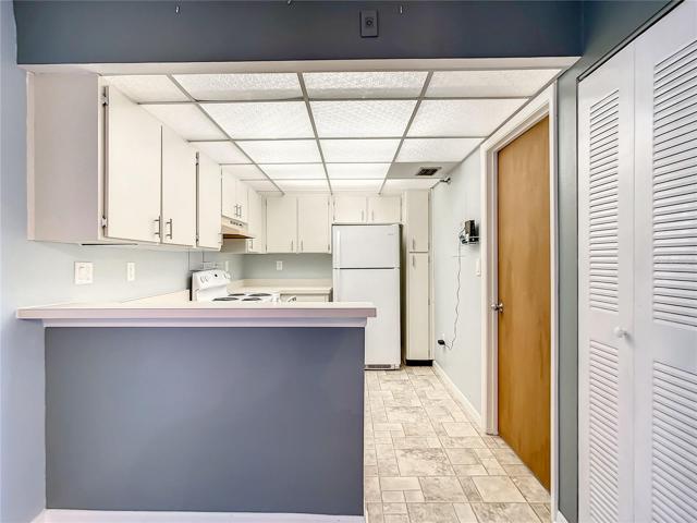 Great Kitchen!