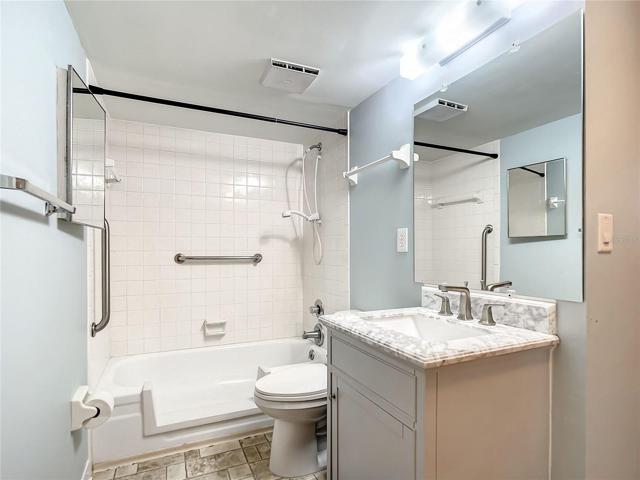 Master Bath w/walk-in Shower!