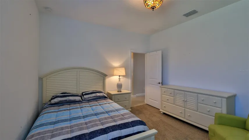 Full guest bedroom