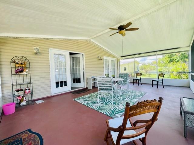Large screen enclosed patio