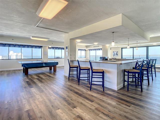 Owners Penthouse Lounge 12th Floor