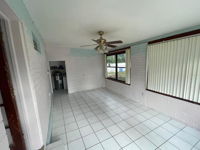 Florida Rm view to Laundry