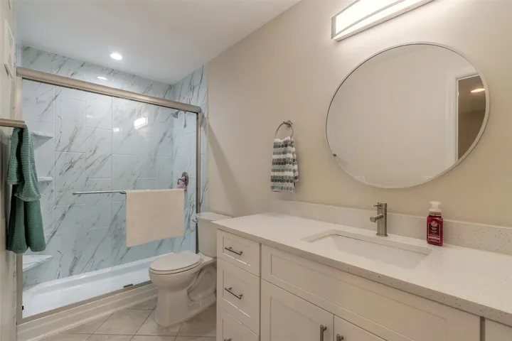 Fully remodeled bathroom