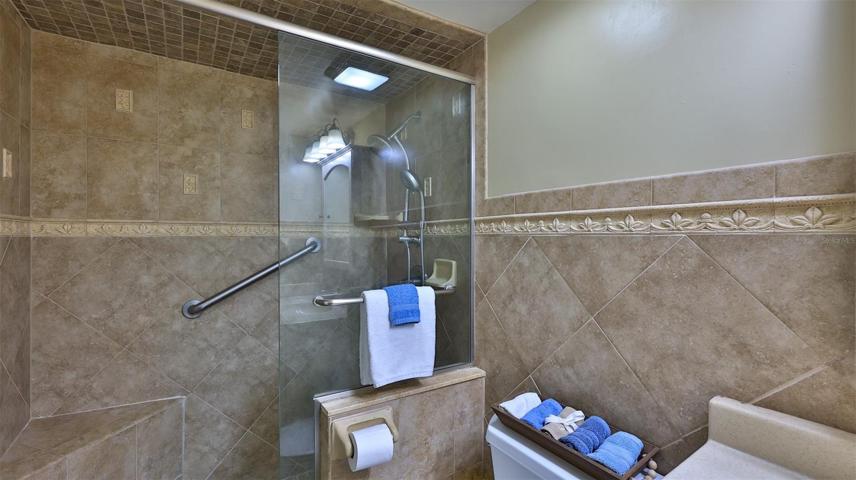 Owner's bath