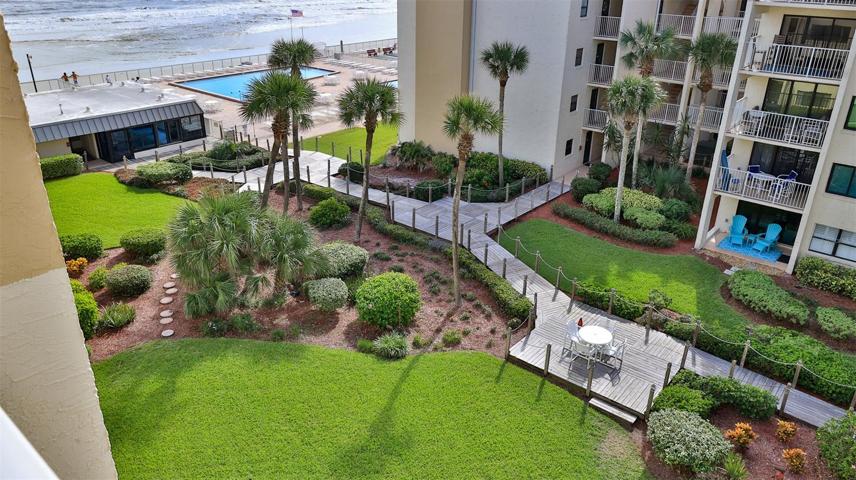 Ocean and pool views
