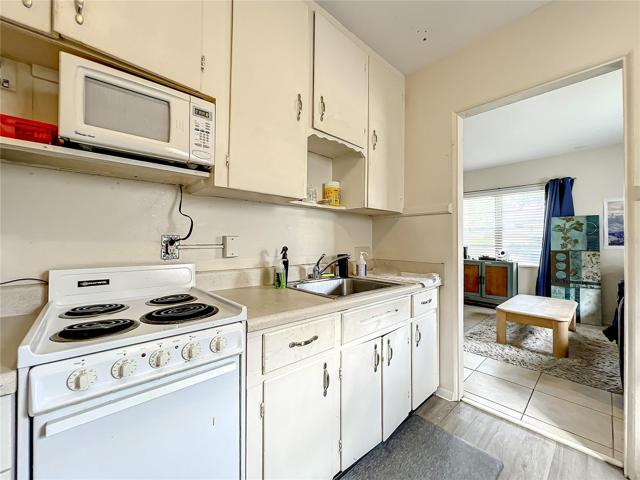 #34 Kitchen