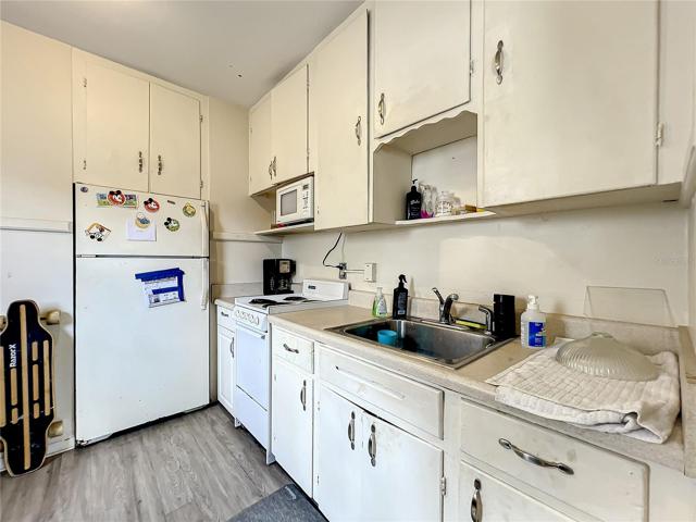 #34 Kitchen
