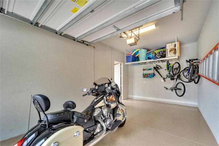 One Bay garage