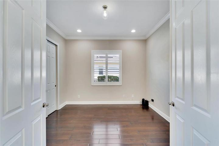 Front Bedroom/Office