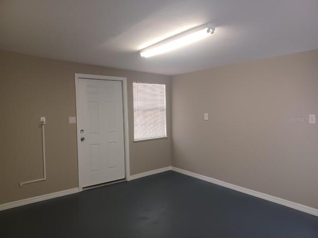 bonus room w/ own entry from carport area