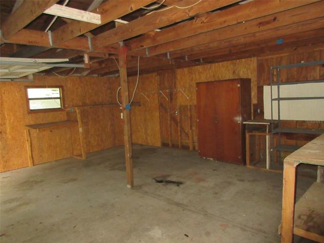Oversized garage