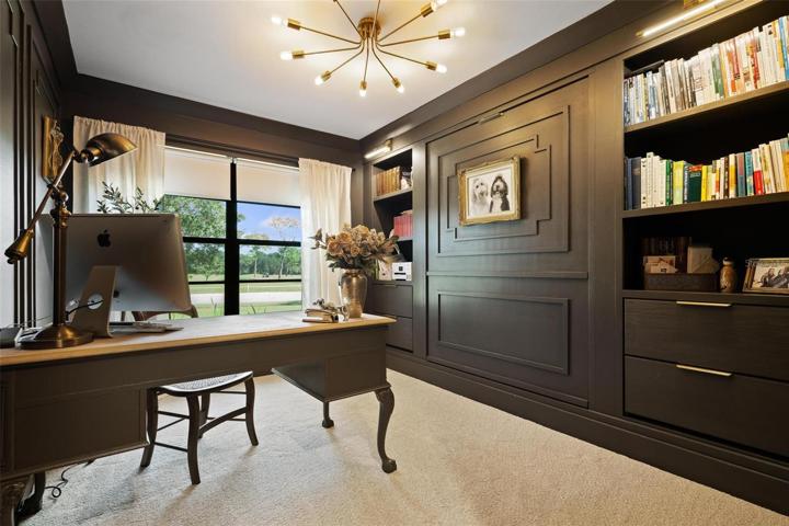 Office/Study/Murphy Bed Room