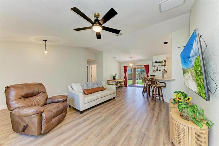 Spacious living room