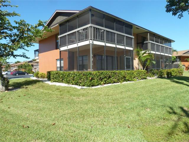Large back area/wrap patio