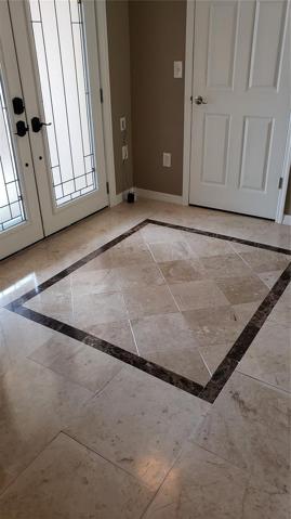 Double doors entry