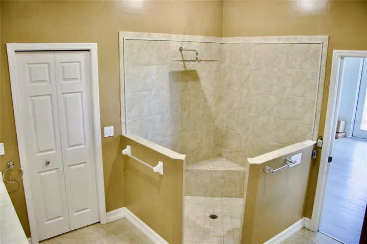 Upstairs Master Bathroom