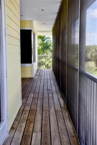 Upstairs back Patio