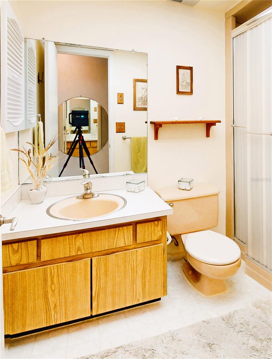 Guest bedroom