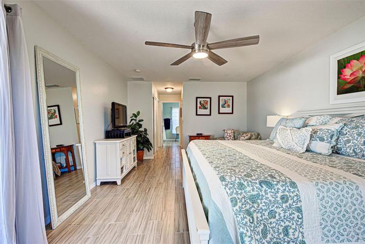 Looking towards ensuite bath in master