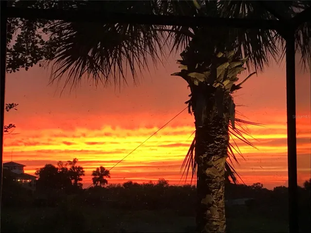 Sunset pictures from the Lanai