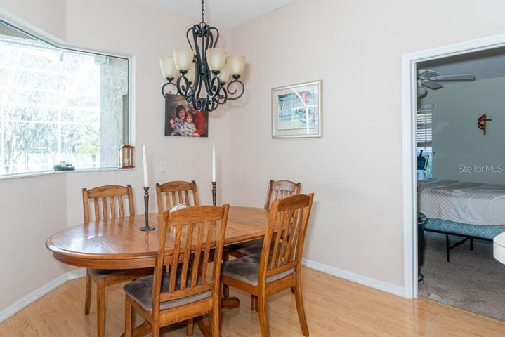 Eat in Kitchen area