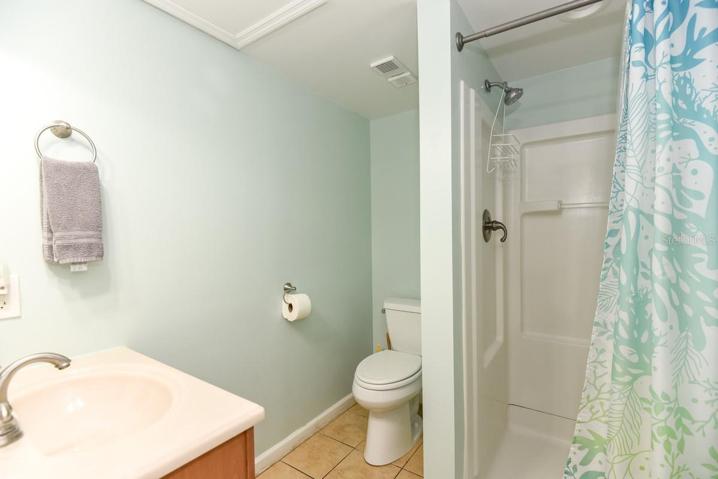 GUESTBATH EN-SUITE