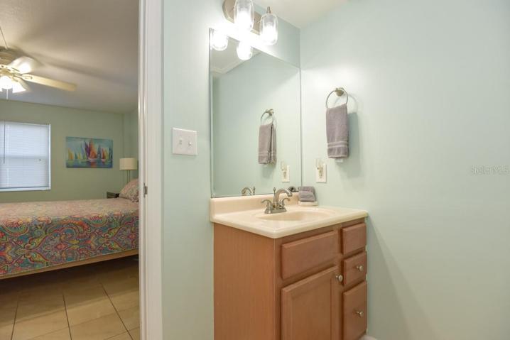 GUESTBATH EN-SUITE